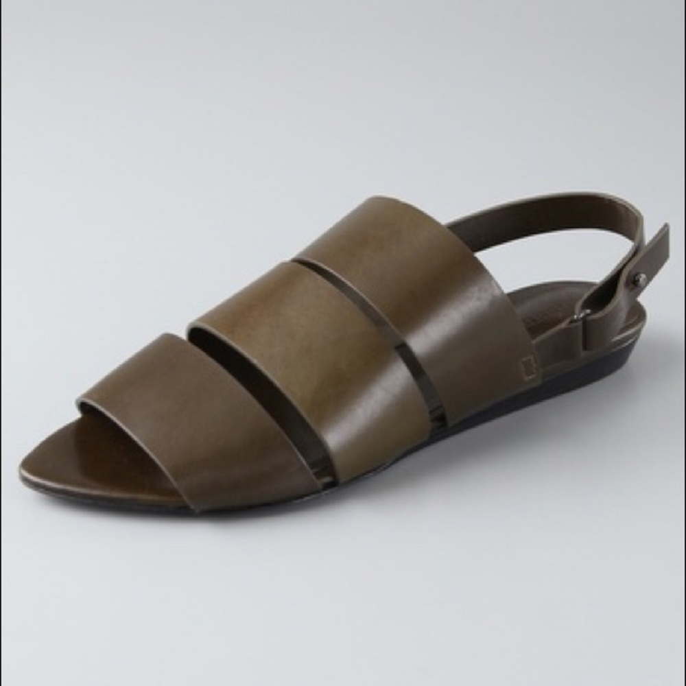 JENNI KAYNE Sandals Size 9. Leather. Made in Italy